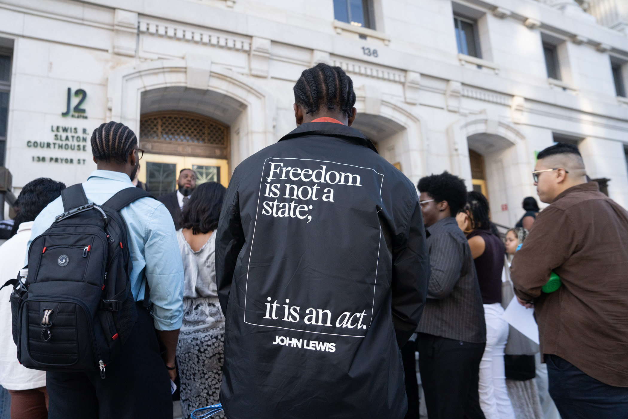 APPLY TO THE JOHN LEWIS YOUNG LEADERS FELLOWSHIP BY FEBRUARY 27 – HRE USA